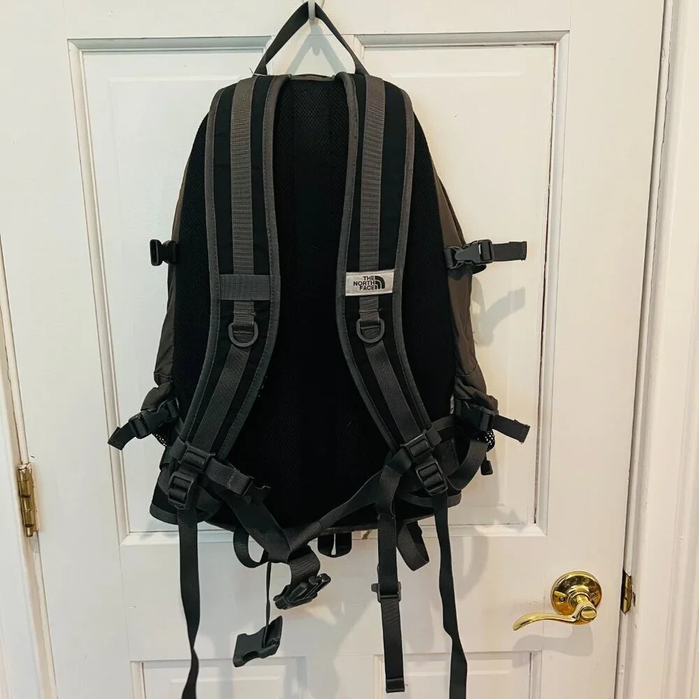 The North Face Hot Shot Backpack Bag Travel Hiking Outdoor Vintage Rare